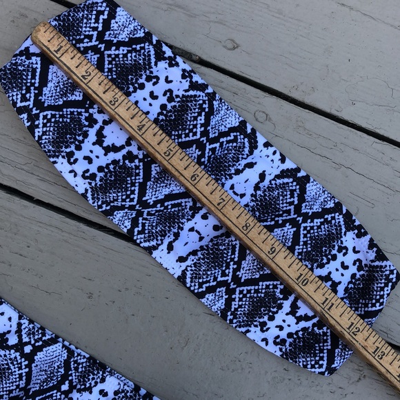 NWOT black and white python snake skin print strapless bikini - Picture 8 of 13